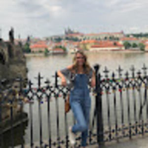 Meet your Posher, Samantha